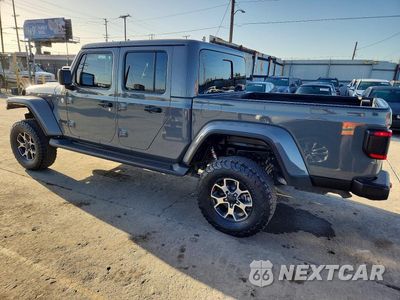 Drugie zdjęcie samochodu z przodu: 2020 JEEP GLADIATOR OVERLAND VIN:1C6HJTFG6LL216239 - miniatura