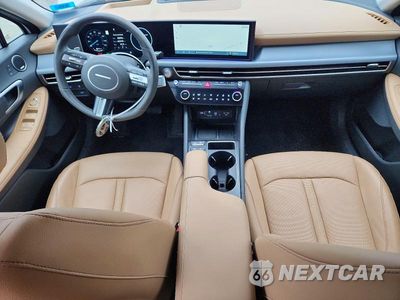 Zdjęcie 8 z 12 samochodu: 2025 HYUNDAI SONATA HYBRID LIMITED VIN:KMHL54JJ8SA109957 - miniatura