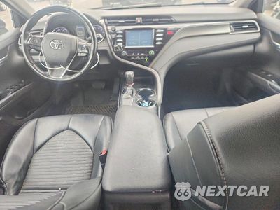 Zdjęcie 8 z 12 samochodu: 2019 TOYOTA CAMRY L VIN:4T1B11HK6KU771703 - miniatura