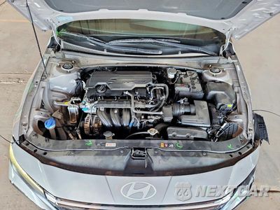 Zdjęcie 11 z 12 samochodu: 2025 HYUNDAI ELANTRA SEL VIN:KMHLS4DG4SU964131 - miniatura
