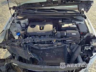 Zdjęcie 11 z 12 samochodu: 2017 HYUNDAI ELANTRA VALUE EDITION VIN:5NPD84LF0HH177163 - miniatura