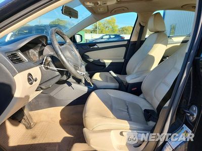 Zdjęcie 7 z 12 samochodu: 2011 VOLKSWAGEN JETTA SE VIN:3VWDX7AJ8BM004372 - miniatura