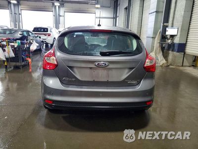 Zdjęcie 6 z 12 samochodu: 2014 FORD FOCUS TITANIUM VIN:1FADP3N24EL399192 - miniatura