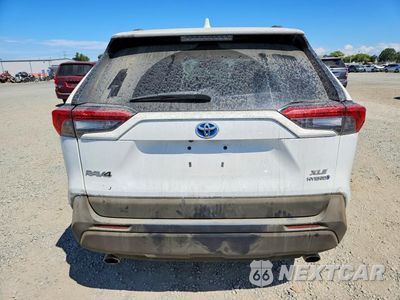 Zdjęcie 6 z 13 samochodu: 2020 TOYOTA RAV4 HYBRID XLE VIN:2T3RWRFV8LW076675 - miniatura