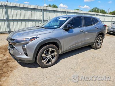 2025 CHEVROLET TRAX 1RS KL77LGEP0SC249305 - główne zdjęcie licytacji z USA - miniatura