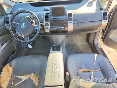 Zdjęcie 8 z 12 samochodu: 2006 TOYOTA PRIUS BASE VIN:JTDKB20U367073347 - miniatura