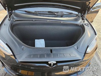 Zdjęcie 11 z 12 samochodu: 2024 TESLA MODEL X VIN:7SAXCBE53RF437062 - miniatura