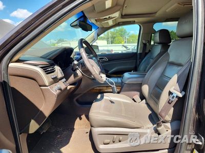 Zdjęcie 7 z 13 samochodu: 2017 GMC YUKON XL DENALI VIN:1GKS1HKJ7HR213615 - miniatura