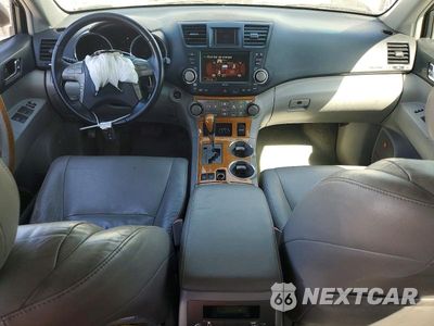 Zdjęcie 8 z 13 samochodu: 2010 TOYOTA HIGHLANDER HYBRID LIMITED VIN:JTEJW3EH4A2043700 - miniatura