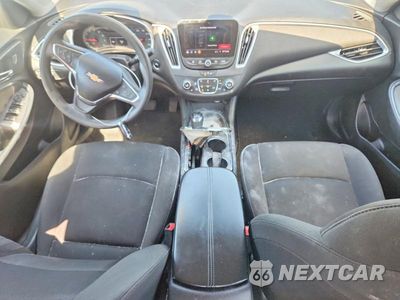 Zdjęcie 8 z 12 samochodu: 2020 CHEVROLET MALIBU LT VIN:1G1ZD5ST8LF104990 - miniatura