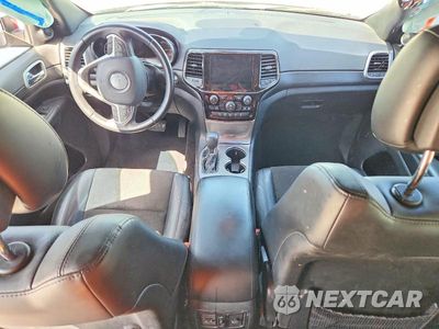 Zdjęcie 8 z 13 samochodu: 2022 JEEP GRAND CHEROKEE LAREDO E VIN:1C4RJEAG8NC172781 - miniatura