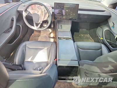 Zdjęcie 8 z 12 samochodu: 2025 TESLA MODEL 3 VIN:5YJ3E1EA2SF921050 - miniatura