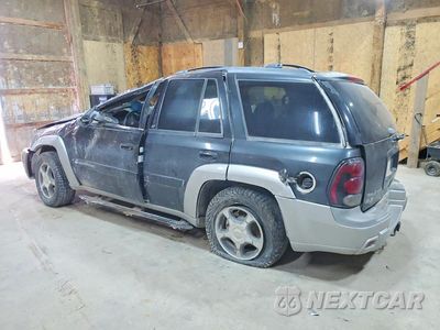 Drugie zdjęcie samochodu z przodu: 2004 CHEVROLET TRAILBLAZER LS VIN:1GNDT13S142103067 - miniatura