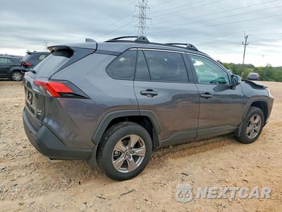 Trzecie zdjęcie samochodu z tyłu: 2024 TOYOTA RAV4 XLE VIN:2T3P1RFVXRC487172 - miniatura