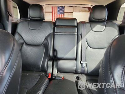Zdjęcie 10 z 13 samochodu: 2016 JEEP CHEROKEE OVERLAND VIN:1C4PJMJS0GW364946 - miniatura