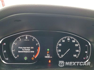 Zdjęcie 9 z 12 samochodu: 2018 HONDA ACCORD TOURING VIN:1HGCV1F91JA186669 - miniatura