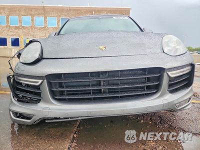 Piąte zdjęcie samochodu w środku: 2016 PORSCHE CAYENNE GTS VIN:WP1AD2A21GLA78329 - miniatura