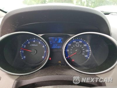 Zdjęcie 9 z 12 samochodu: 2015 HYUNDAI TUCSON LIMITED VIN:KM8JUCAG3FU019287 - miniatura