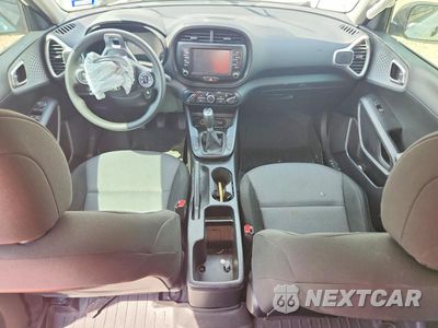 Zdjęcie 8 z 13 samochodu: 2020 KIA SOUL LX VIN:KNDJ22AU8L7724154 - miniatura