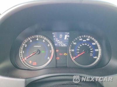 Zdjęcie 9 z 14 samochodu: 2014 HYUNDAI ACCENT GS VIN:KMHCT5AE4EU162317 - miniatura