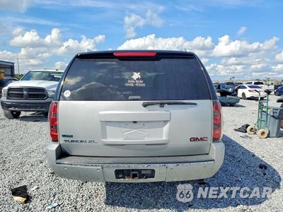 Zdjęcie 6 z 13 samochodu: 2012 GMC YUKON XL DENALI VIN:1GKS2MEF6CR272709 - miniatura
