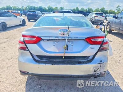 Zdjęcie 6 z 12 samochodu: 2019 TOYOTA CAMRY LE VIN:4T1B11HK3KU267271 - miniatura