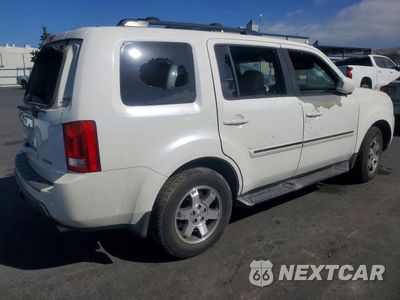 Trzecie zdjęcie samochodu z tyłu: 2011 HONDA PILOT TOURING VIN:5FNYF3H96BB023339 - miniatura