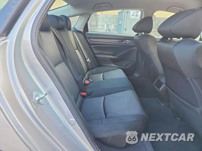 Zdjęcie 10 z 13 samochodu: 2021 HONDA ACCORD LX VIN:1HGCV1F17MA044258 - miniatura