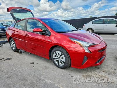 Czwarte zdjęcie samochodu z boku: 2018 TOYOTA PRIUS FOUR VIN:JTDKARFUXJ3056225 - miniatura