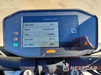 Zdjęcie 7 z 9 samochodu: 2017 KTM 1290 SUPER DUKE R VIN:VBKV39409HM959427 - miniatura