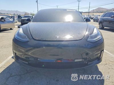 Piąte zdjęcie samochodu w środku: 2023 TESLA MODEL 3 VIN:5YJ3E1EA1PF556951 - miniatura