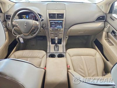 Zdjęcie 8 z 13 samochodu: 2013 LINCOLN MKX VIN:2LMDJ8JK4DBL42892 - miniatura