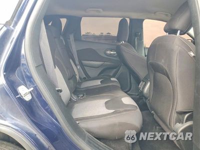 Zdjęcie 11 z 13 samochodu: 2014 JEEP CHEROKEE LATITUDE VIN:1C4PJMCB3EW299911 - miniatura