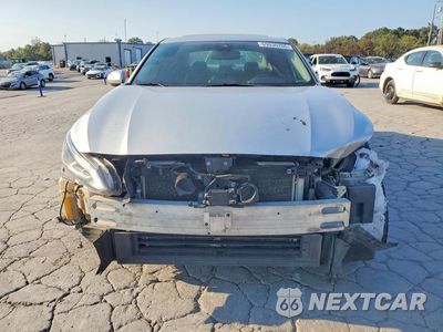 Piąte zdjęcie samochodu w środku: 2019 NISSAN ALTIMA SL VIN:1N4BL4EV8KC242067 - miniatura