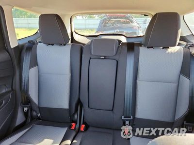 Zdjęcie 10 z 13 samochodu: 2018 FORD ESCAPE SE VIN:1FMCU9GD5JUC25731 - miniatura