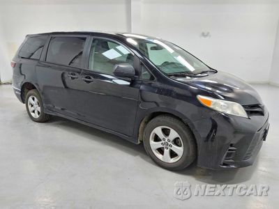 Czwarte zdjęcie samochodu z boku: 2020 TOYOTA SIENNA L VIN:5TDZZ3DC1LS036431 - miniatura