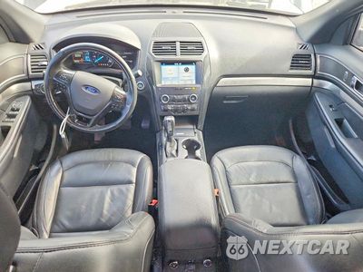 Zdjęcie 8 z 13 samochodu: 2018 FORD EXPLORER XLT VIN:1FM5K8D88JGA65178 - miniatura