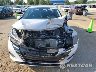 Piąte zdjęcie samochodu w środku: 2025 NISSAN VERSA SV VIN:3N1CN8EV2SL909254 - miniatura