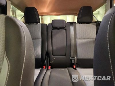Zdjęcie 10 z 13 samochodu: 2017 FORD ESCAPE SE VIN:1FMCU9GD8HUC66896 - miniatura