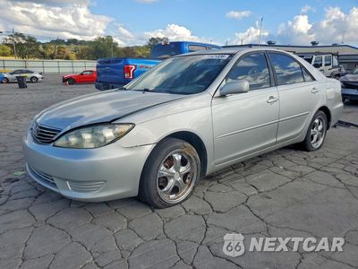 2005 TOYOTA CAMRY LE 4T1BE32K85U076894 - główne zdjęcie licytacji z USA - miniatura