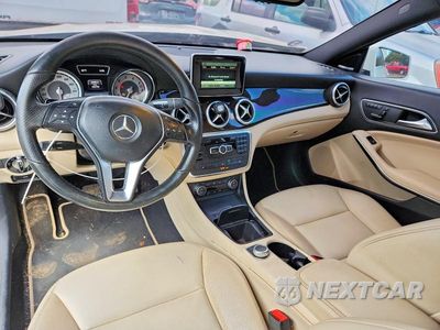 Zdjęcie 8 z 12 samochodu: 2014 MERCEDES-BENZ CLA 250 4MATIC VIN:WDDSJ4GBXEN140710 - miniatura