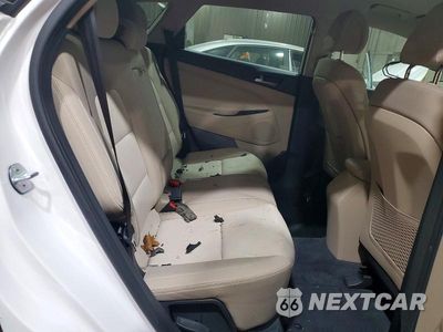 Zdjęcie 11 z 14 samochodu: 2016 HYUNDAI TUCSON SE VIN:KM8J33A48GU194886 - miniatura