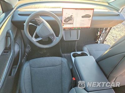 Zdjęcie 8 z 13 samochodu: 2026 TESLA MODEL Y VIN:7SAYGDED6TA697083 - miniatura
