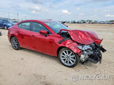 Czwarte zdjęcie samochodu z boku: 2018 MAZDA 3 TOURING VIN:3MZBN1V31JM230273 - miniatura