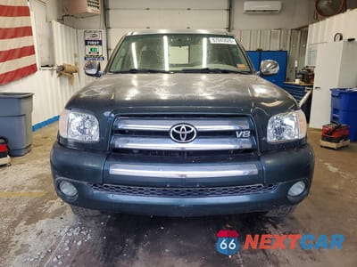 Piąte zdjęcie samochodu w środku: 2005 TOYOTA TUNDRA ACCESS CAB SR5 VIN:5TBBT44145S463735 - miniatura