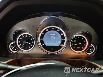 Zdjęcie 9 z 12 samochodu: 2011 MERCEDES-BENZ E 350 4MATIC VIN:WDDHF8HBXBA460047 - miniatura