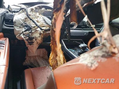 Zdjęcie 8 z 13 samochodu: 2025 KIA CARNIVAL EX VIN:KNDNC5K30S6496158 - miniatura