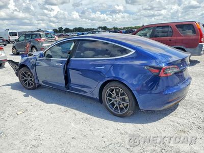 Drugie zdjęcie samochodu z przodu: 2018 TESLA MODEL 3 VIN:5YJ3E1EA0JF026106 - miniatura