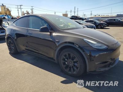 Czwarte zdjęcie samochodu z boku: 2021 TESLA MODEL Y VIN:5YJYGAEE4MF159751 - miniatura