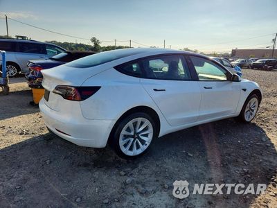 Trzecie zdjęcie samochodu z tyłu: 2022 TESLA MODEL 3 VIN:5YJ3E1EA8NF208917 - miniatura